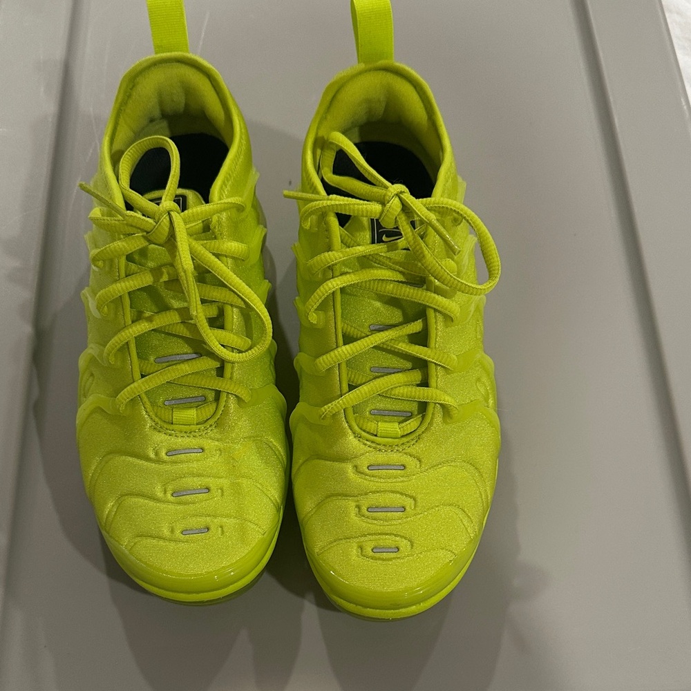 Nike Neon Yellow Women's vapor max